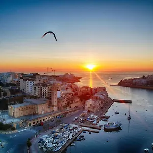 Marsascala Sea View & Penthouse Apartment Marsaskala